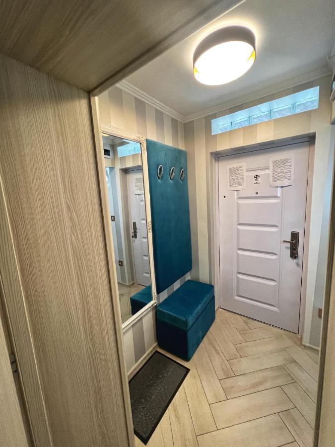 Dis Delux Apartamento Kruševac Exterior foto