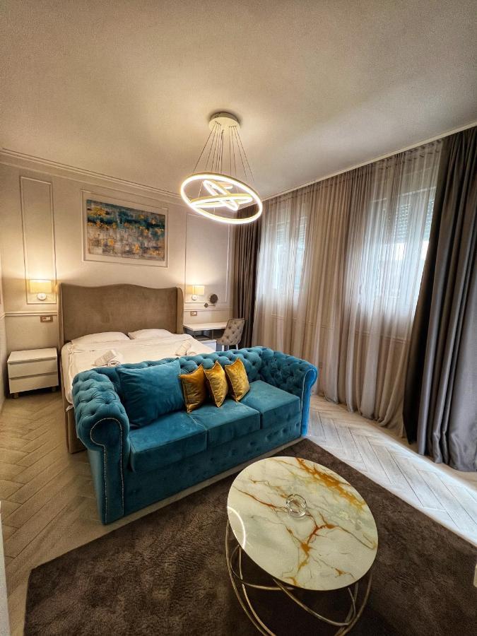 Dis Delux Apartamento Kruševac Exterior foto